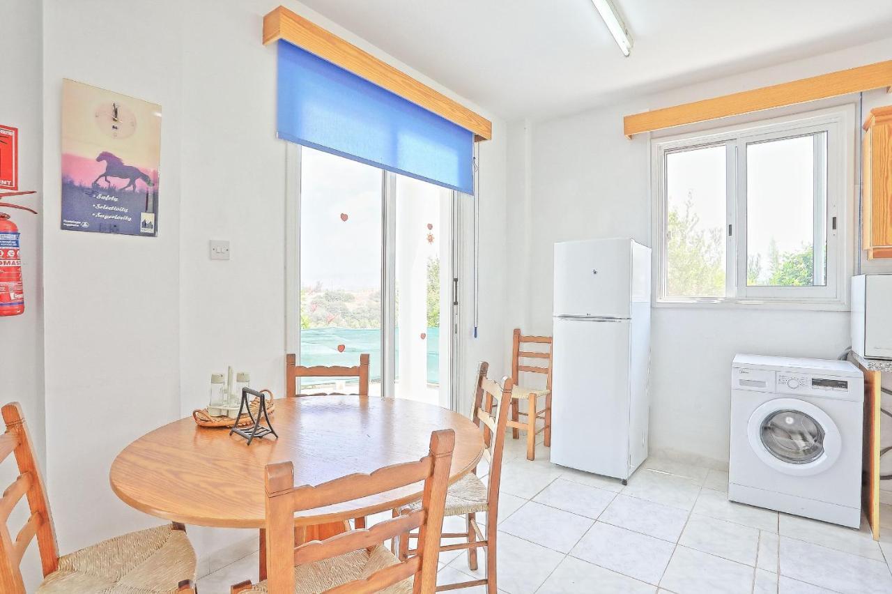 Villa Aphrodite Finiki Polis Exterior photo